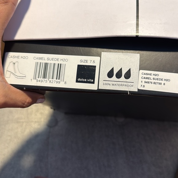 Dolce Vita suede booties - Picture 8 of 8